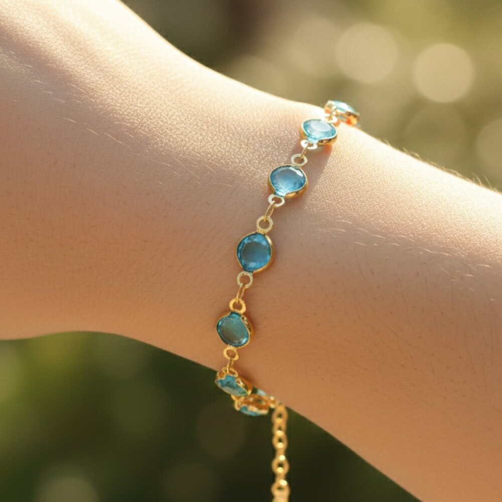 "Trendy Handmade Bracelet – A Stylish Gift for Women & Girls, MAR091740
